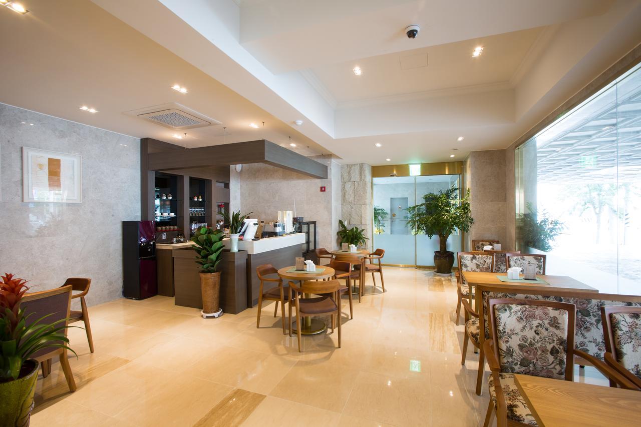 Dong Gyeong Hotel Тхоньен Екстериор снимка