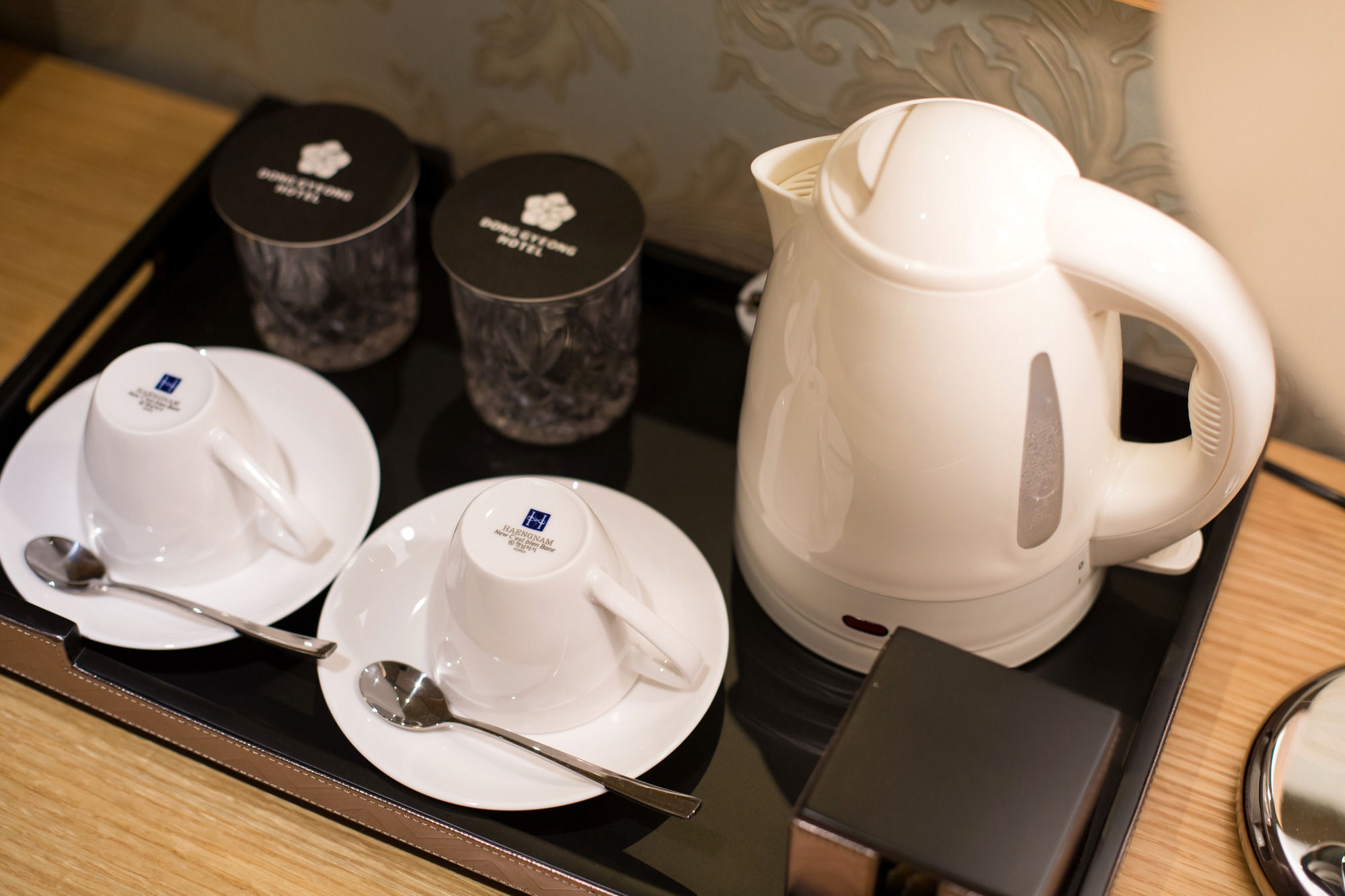 Dong Gyeong Hotel Тхоньен Екстериор снимка